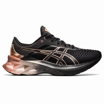 Női Asics Novablast Platinum Futócipő AS0329847 Fekete/Rózsaszín Arany